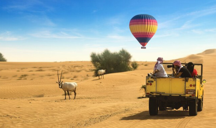 Balloon Flights With Vintage Car Ride In Dubai