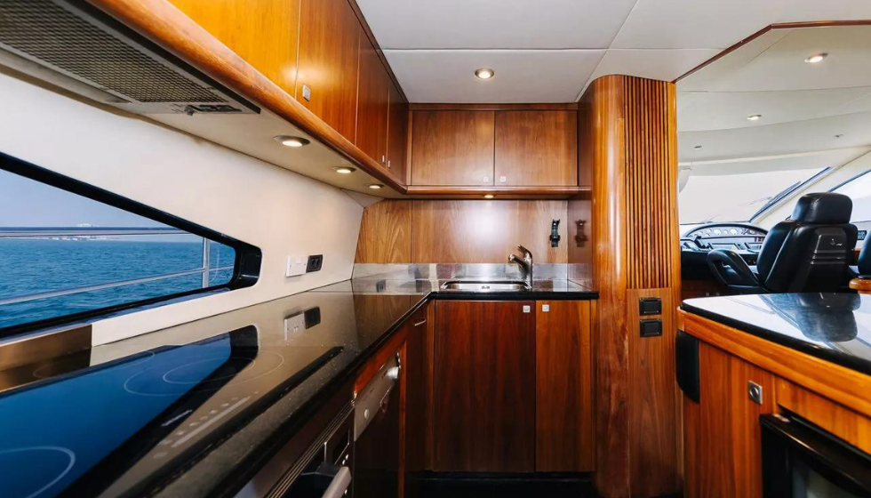 Rent Private Yacht Sunseeker 82 Why Not In Dubai HARBOUR