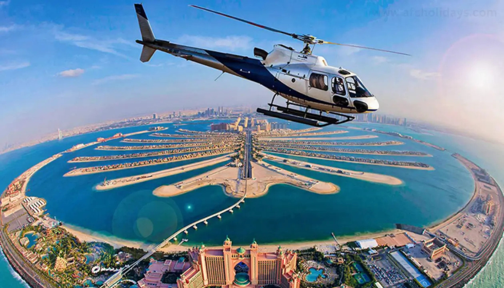 Полет на вертолете в Дубае (Falcon)