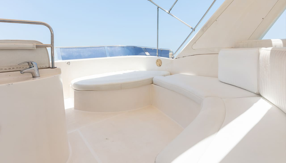 Yacht 55 Feet Rental in Dubai For 12 Persons