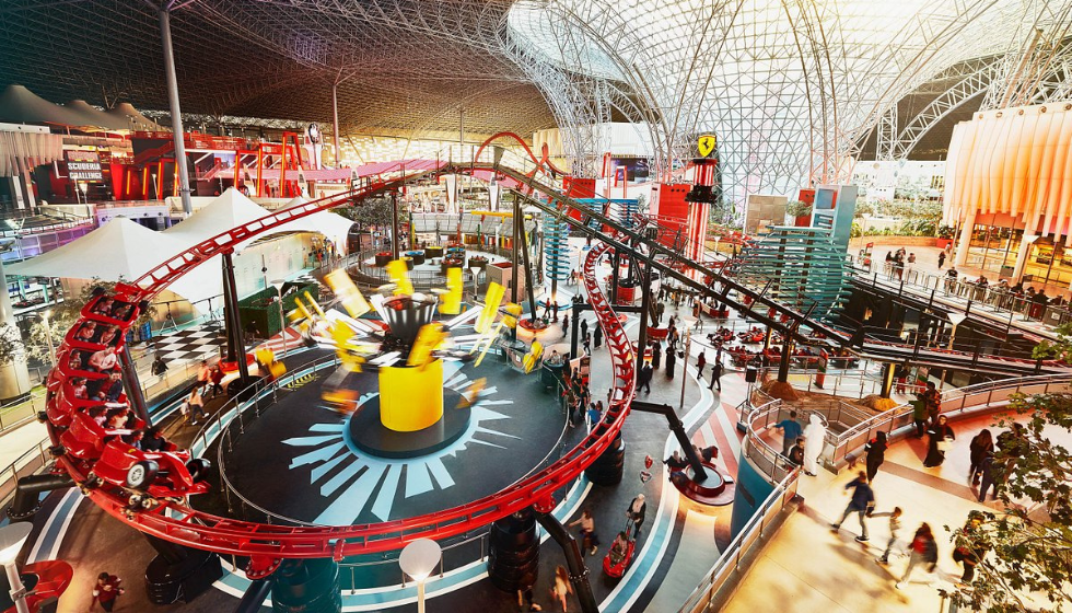 Тематический парк  Ferrari World в Абу-Даби