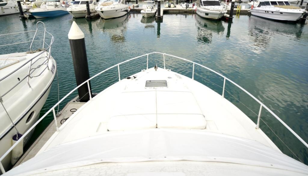 Yacht 44 Feet Rental in Dubai Up To 12 Persons