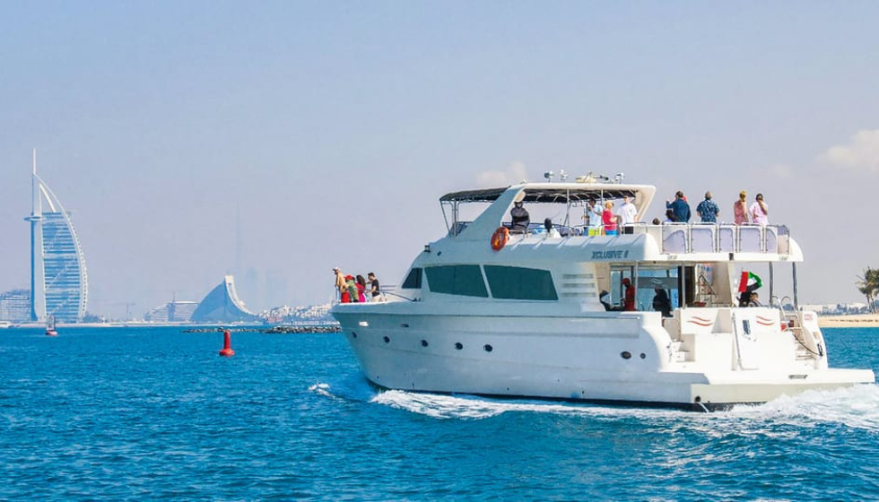 Морской круиз на яхте с обедом (2 часа)