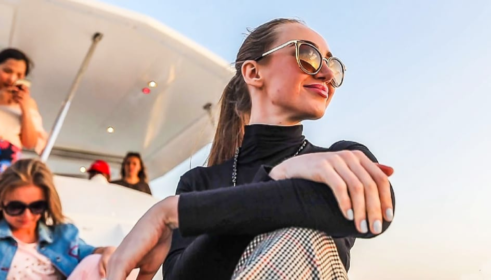 Морской круиз на яхте с обедом (2 часа)